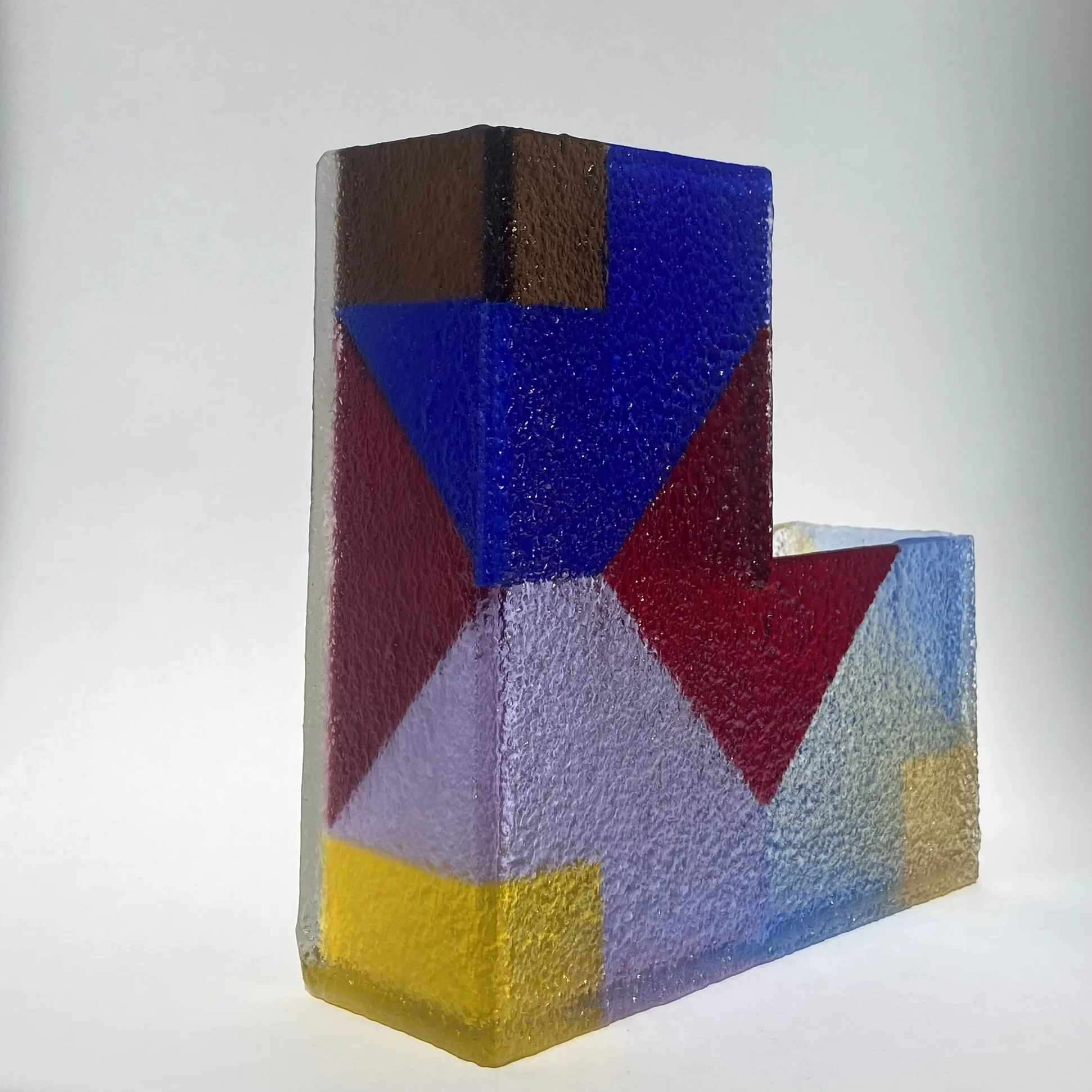 ‘L is for Love – vase’ (geometric)